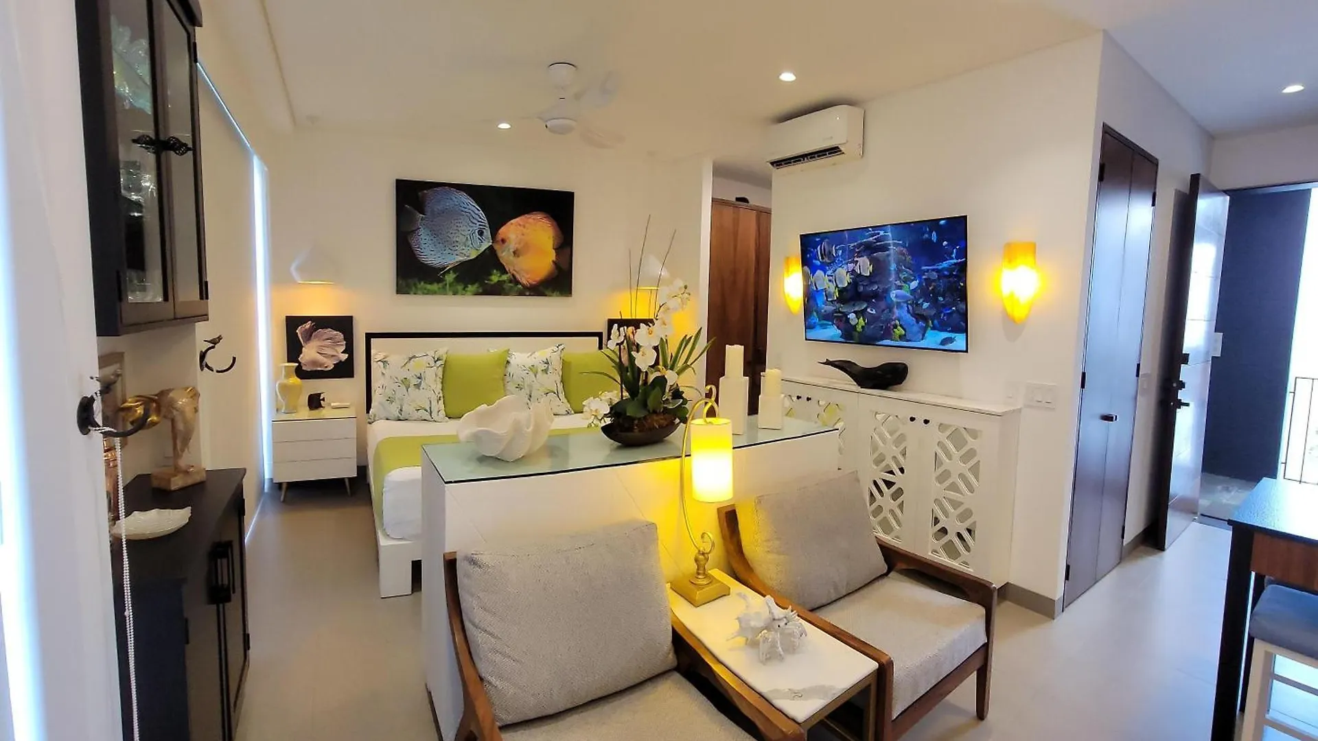 Blissful Ocean-View Penthouse With Rooftop Pool Puerto Vallarta Holiday home